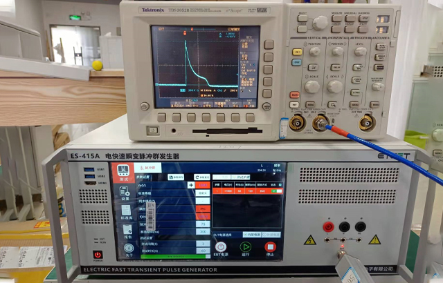 Electric Fast Transient Pulse Gererator